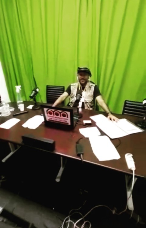 Radialista e Repórter do Povão Júnior Campos & DJ Caio System do Grupo Marajoara News de Comunicação 1130 no coração ❤️ do povo.🇧🇷😃👍🤝📻🎖️🔟📺✍️🌍😎🎧🤝🔛✅😃 L SOM O SOM DO AMOR.🥰❤️🇧🇷🎧🔛
Aqui na Super Marajoara AM News 1130 no Coração ❤️ do povo Paraense.🎧📻🔟👍✍️🔛🇧🇷🌍✅
